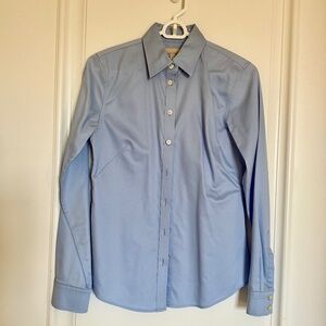 Banana Republic Tailored Fitted Button-Down Shirt – Sky Blue, Women’s Size 4
